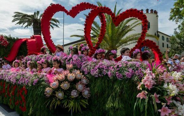 фестиваль цветов португалия