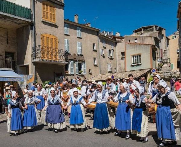 праздник лаванды в Провансе 2017