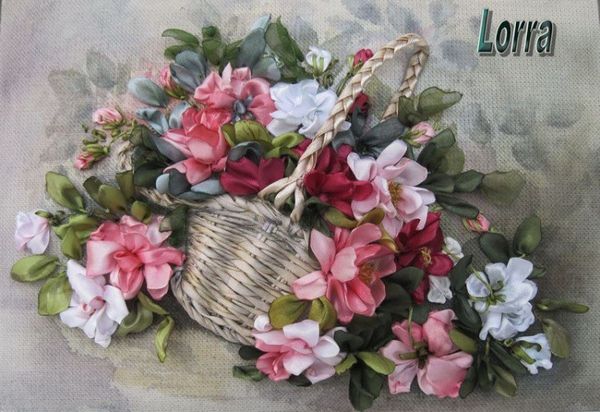 Лора Коровина: вышивка лентами цветы